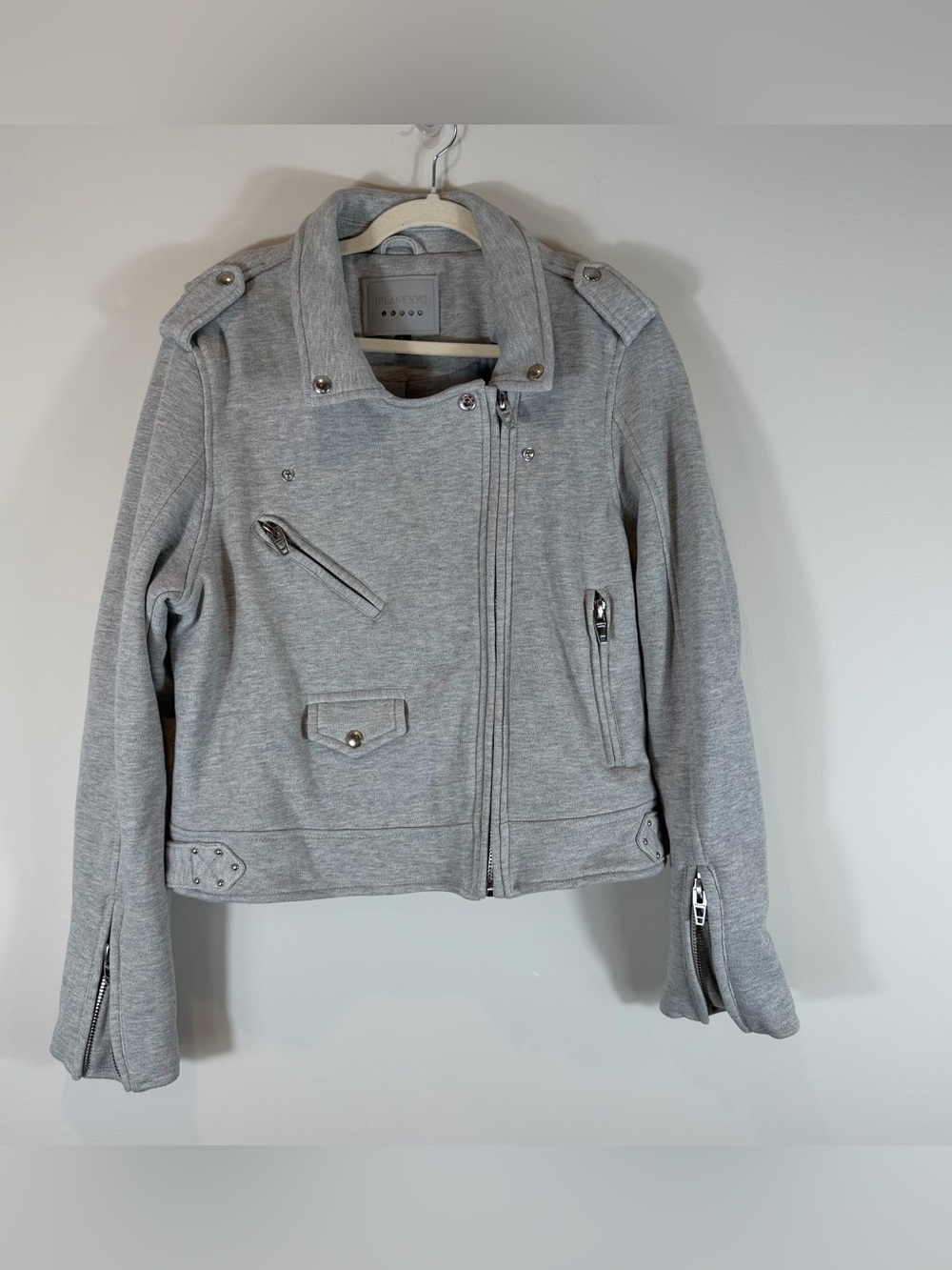 Blank NYC Light Gray Knit Moto Jacket with Silver Hardware Size Large